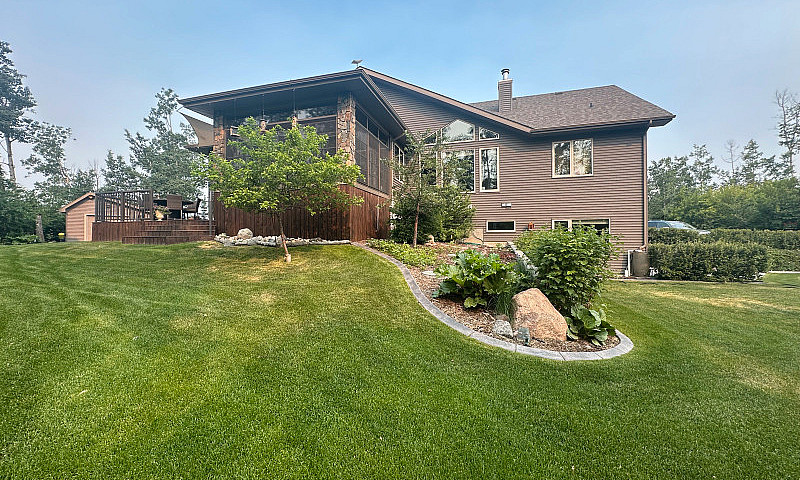 Spruce Grove Acreage...