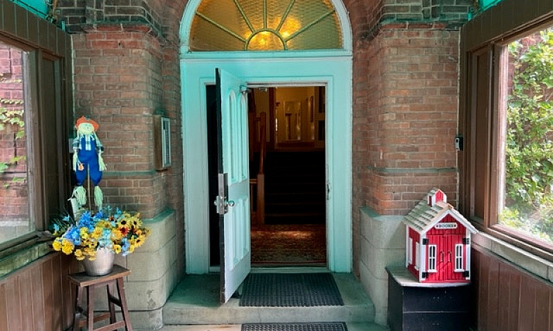 Apartment For Rent C...