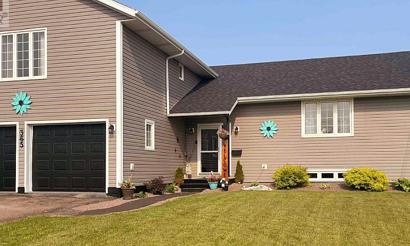 House For Sale In Su...