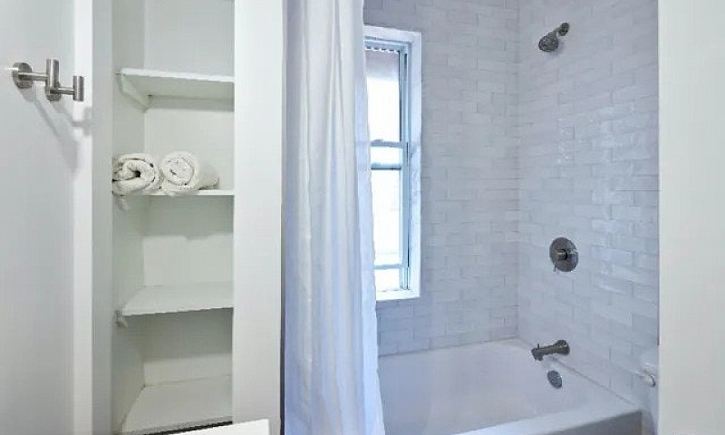 1 Bedroom Unit, For ...