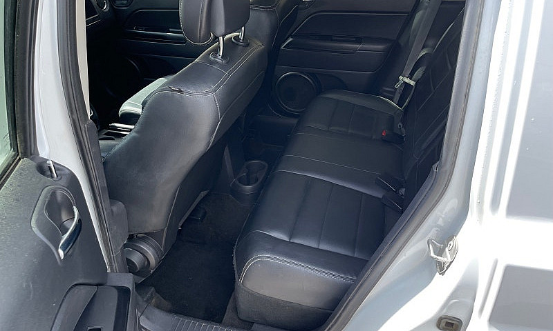2016 Jeep Patriot 4W...