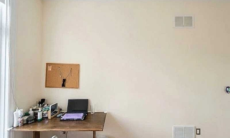 Room For Rent-Oct Re...