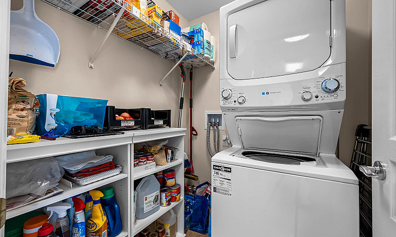 2 Bedroom, 2 Bathroo...