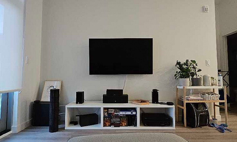 (Sublet) 1  Bed 1 Ba...