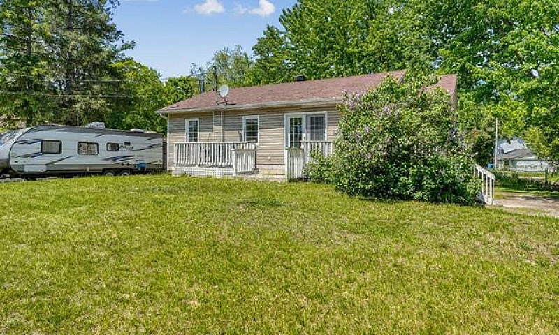  House For Sale In V...