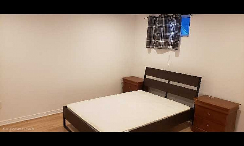 Large 2 Bed 1 Bath H...