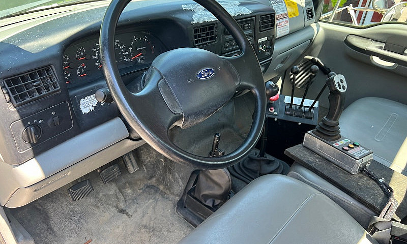 2007 Ford F-750 2,00...