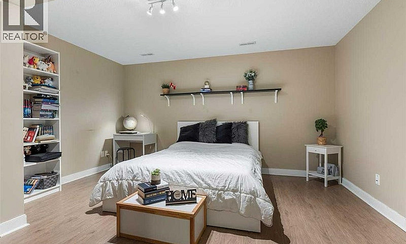 Townhouse In Cochran...