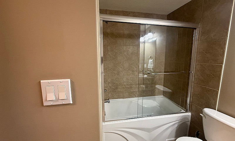         1 Bedroom Ba...