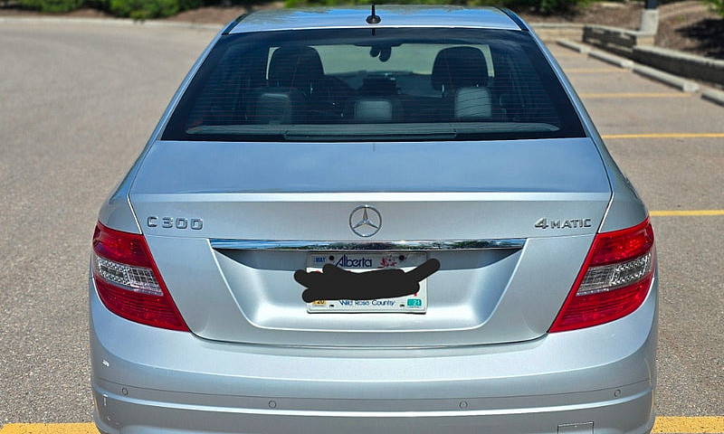 2010 Mercedes Benz C...