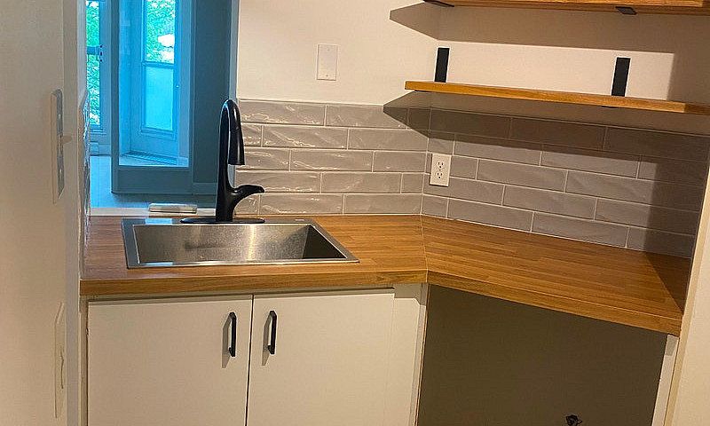 Condo À Louer...
