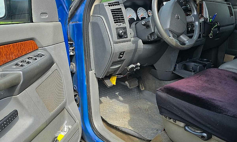 Dodge Ram 3500 Laram...
