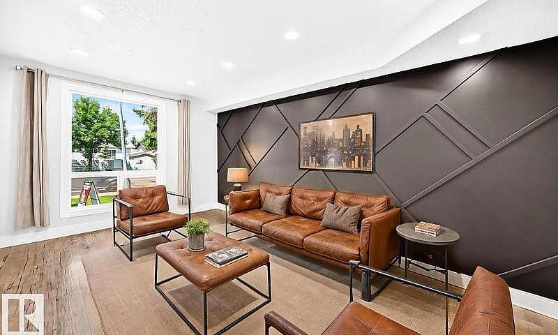 3 Beds 3 Baths - Tow...