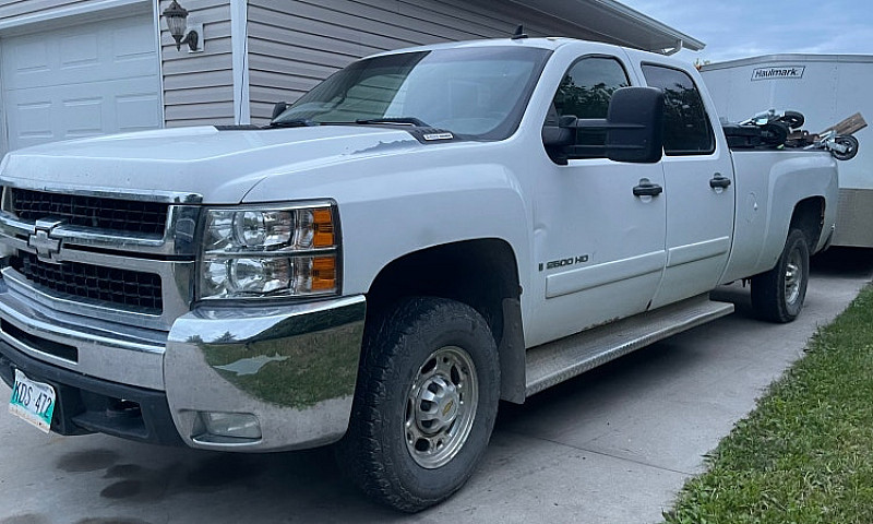 2008 Chevy 2500 Dura...