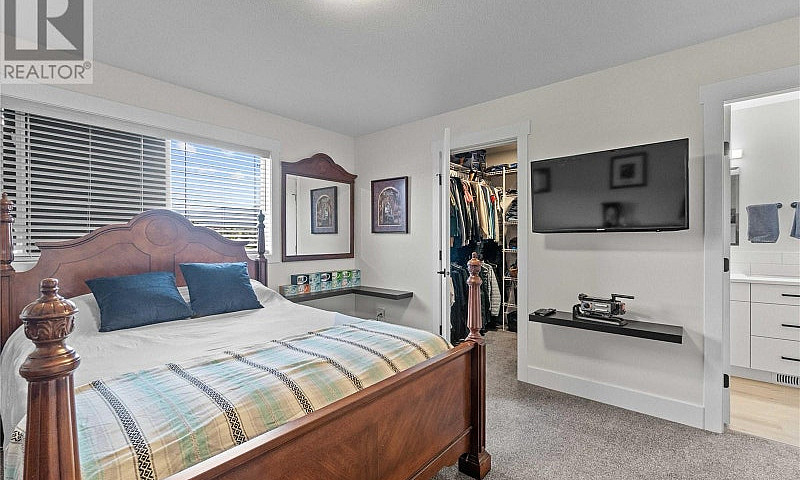 2+1 Bed 4 Bath 2065S...