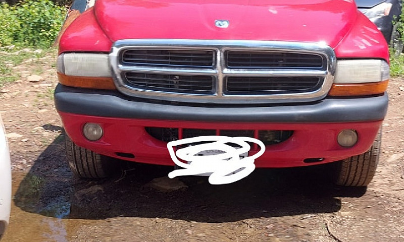 2004 Dodge Dakota...