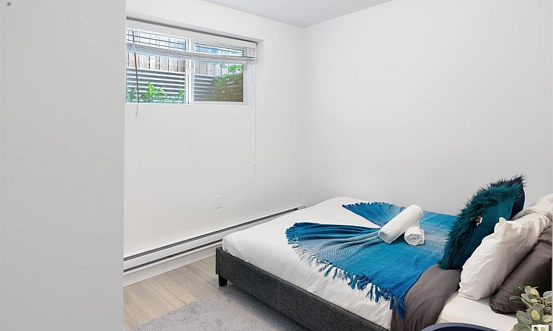 2 Bedroom Legal Suit...