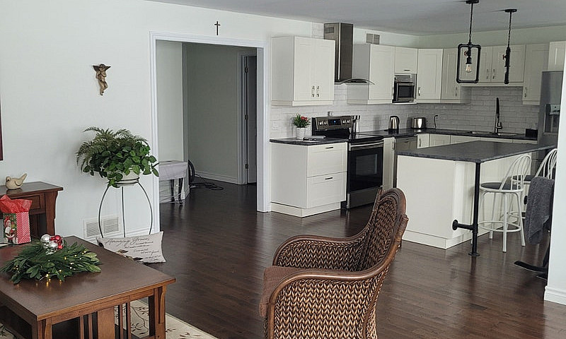 2 Bedroom Apartment ...