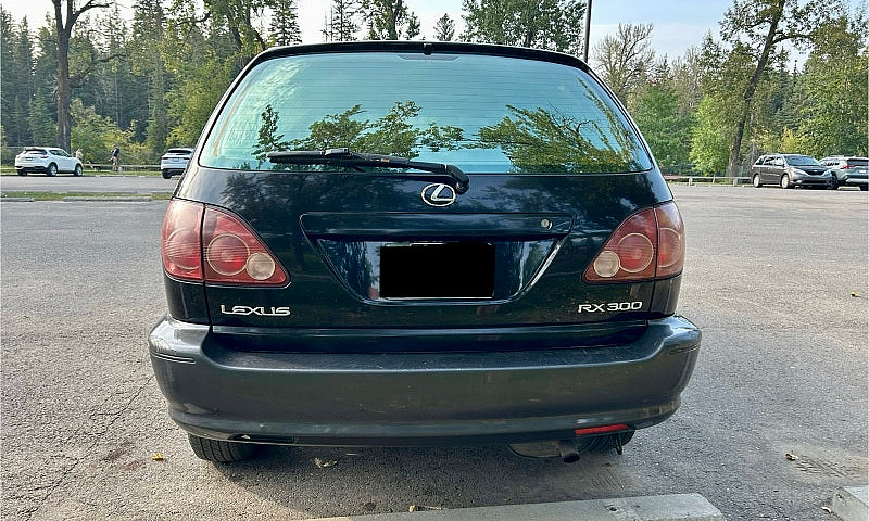 1999 Lexus Rx300...