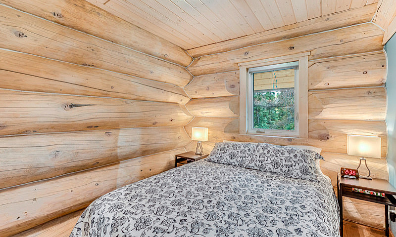 Acreage! 130 Woodlan...