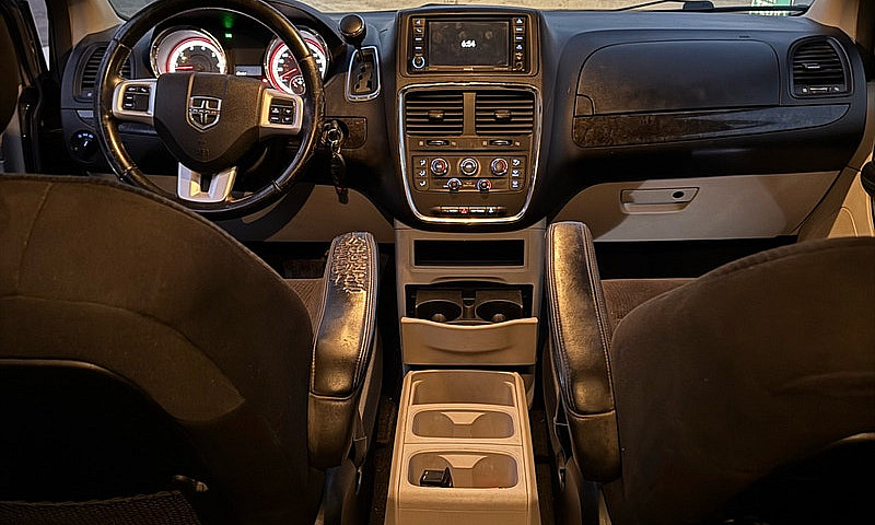 2015 Dodge Caravan...