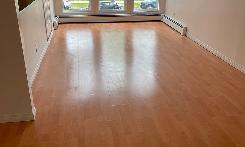 Cozy 1 Bedroom Apart...