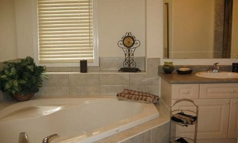 Beautiful 3-Bedroom ...