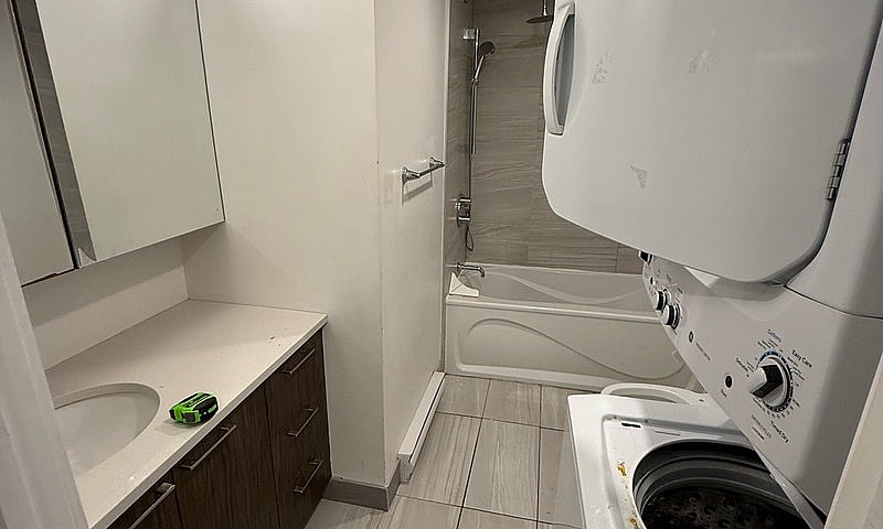 Apartment 5-1/2...