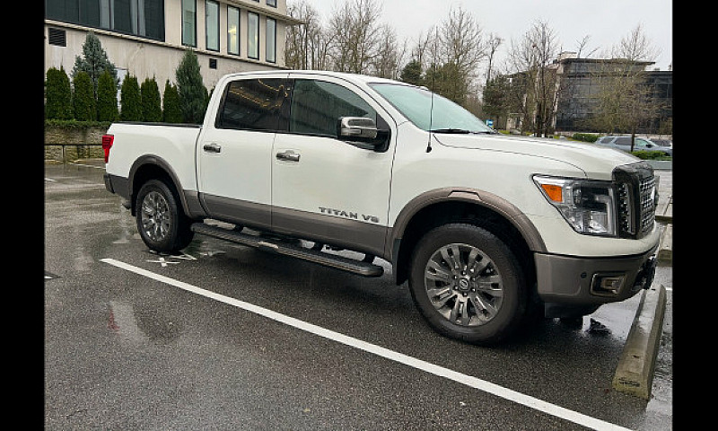 2018 Nissan Titan Pl...