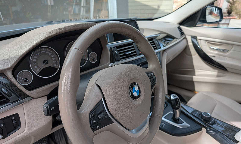 2013 Bmw 328I Xdrive...