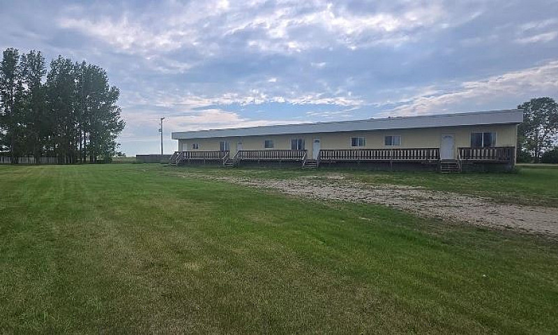 3 Unit Apartment Bui...