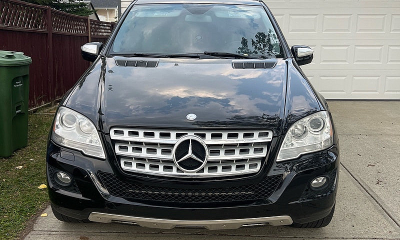 2010  Mercedes Benz ...