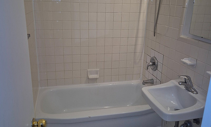 One Bedroom Apartmen...