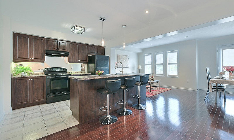 3-Storey Freehold To...