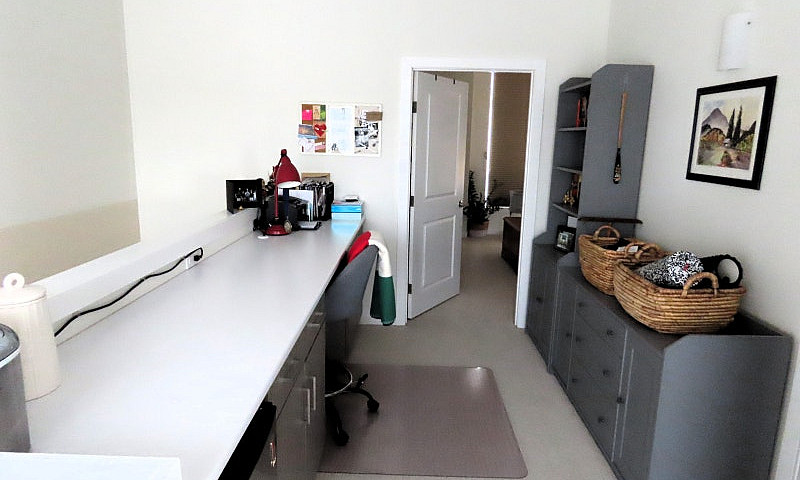 2 Beds 2.5 Baths Tow...