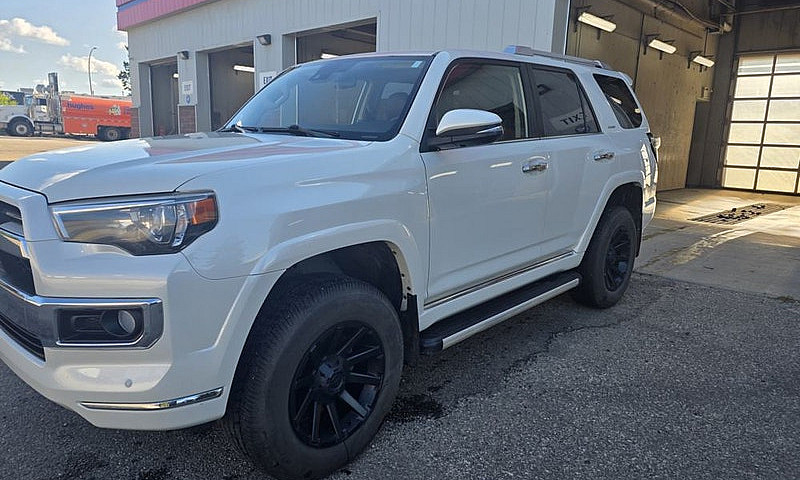2020 Toyota 4Runner...