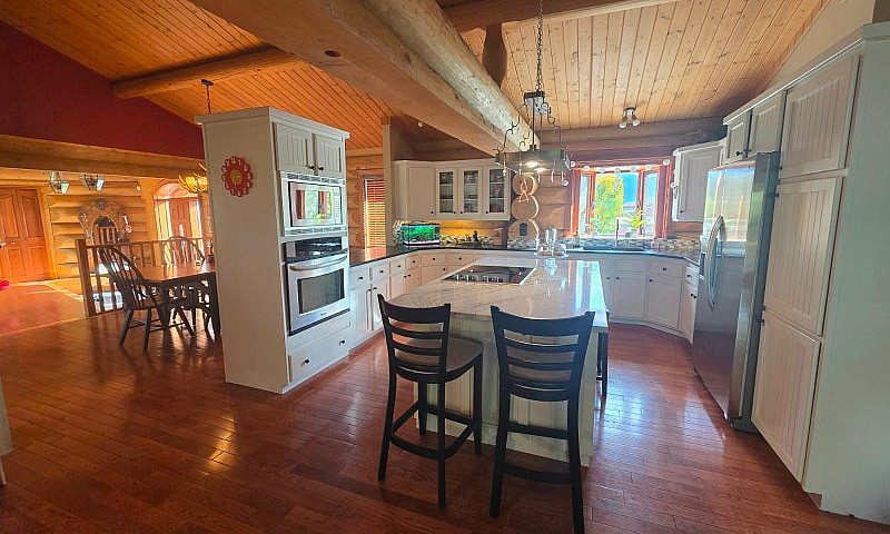 Stunning Log Home On...