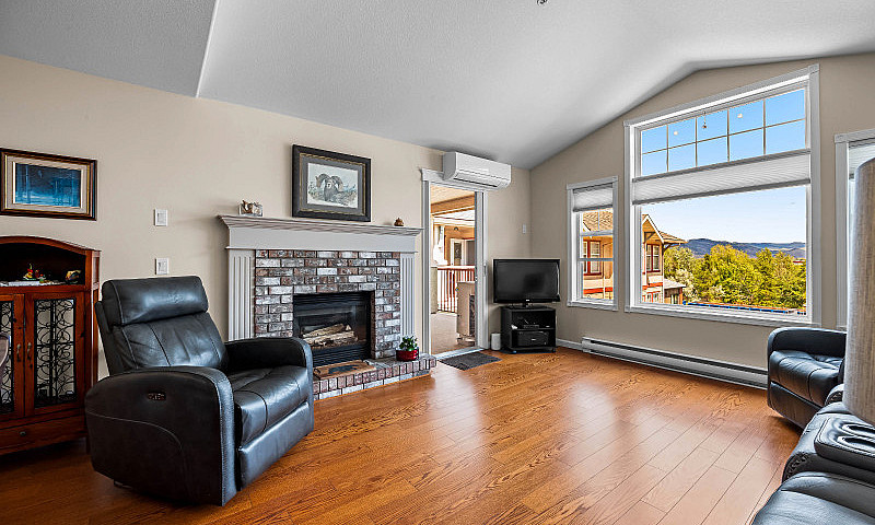 2 Bedroom, 2 Bathroo...