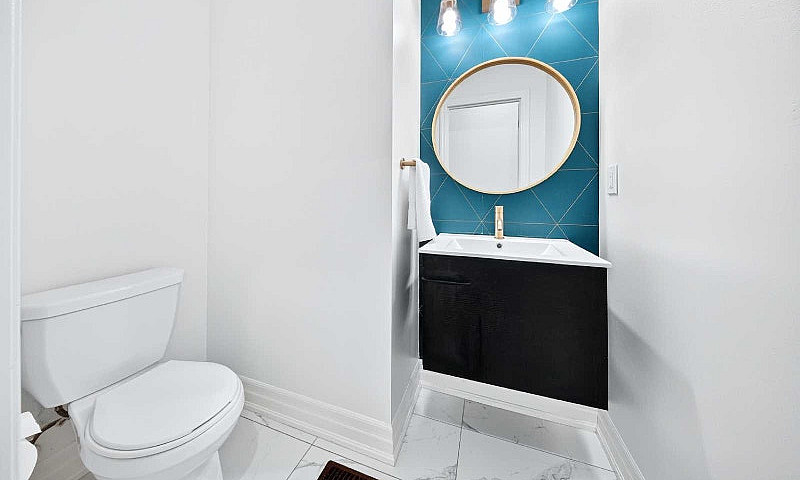 Renovated 4-Bed, 2.5...