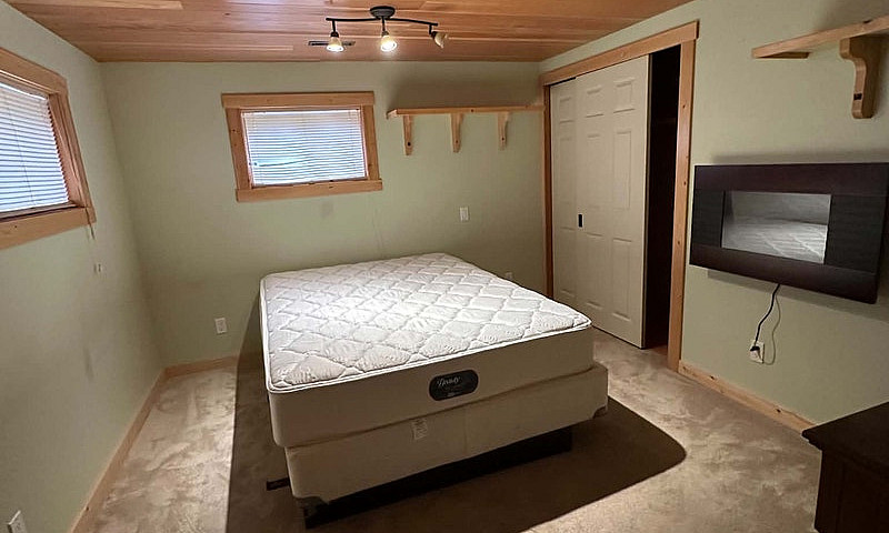 House For Rent In Ex...