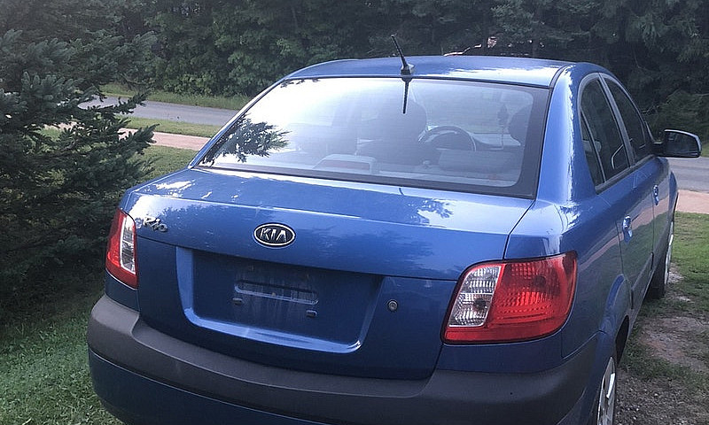 2007 Kia Rio...