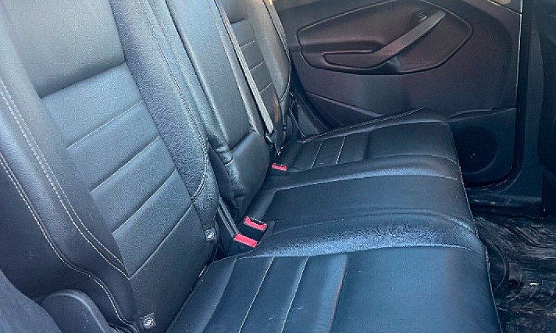 2015 Ford Excape Pla...