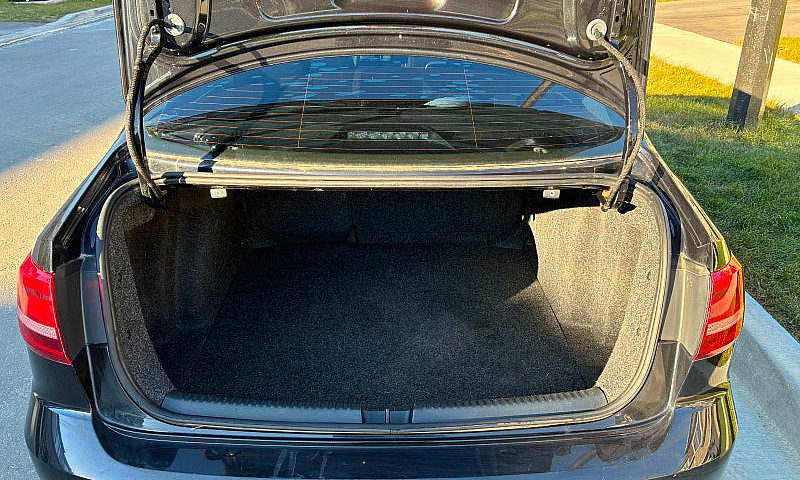 2015 Volkswagen Jett...