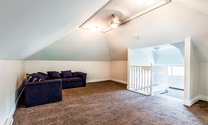 3 Bedroom Unit, With...