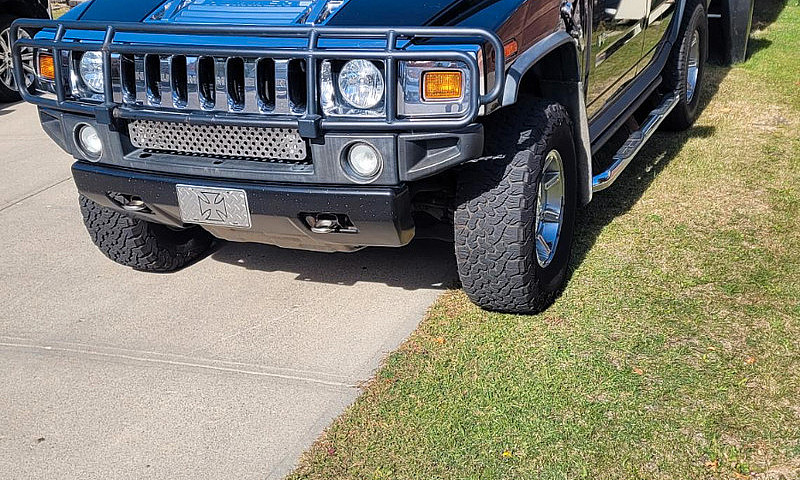 Hummer H2...