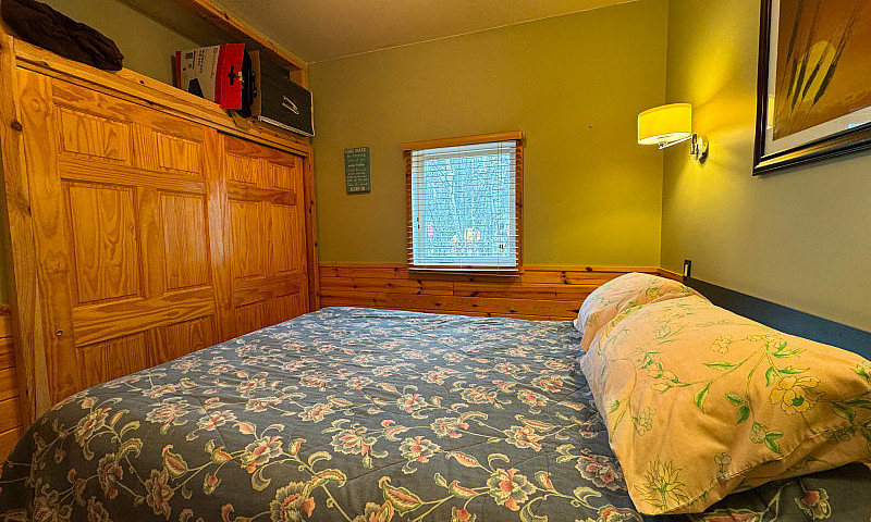 Cottage At Childs La...