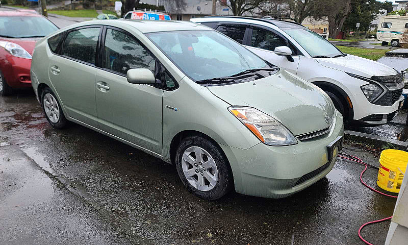 Toyota Prius...