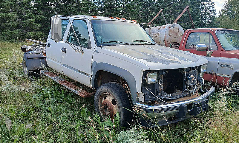 1998 Chevy 3500Hd ...