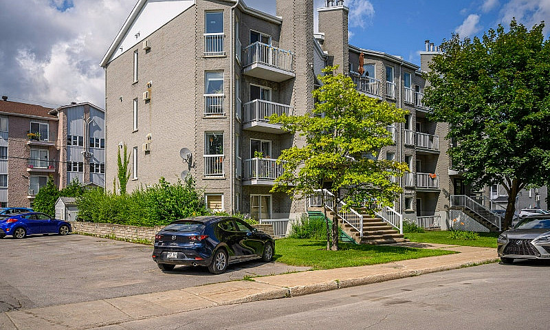 Condo À Ste-Thérèse...