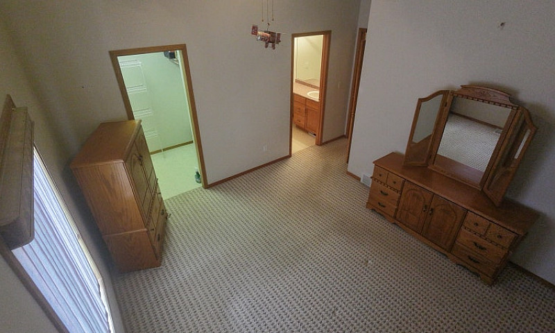 House For Sale 2 Min...